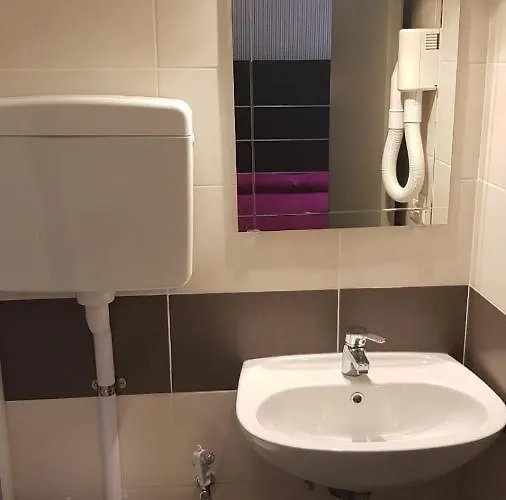 Duca Di Kent 3* 切塞纳蒂科